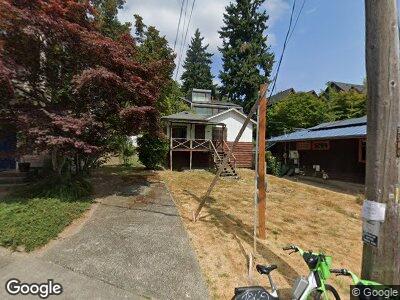 Street view of 3518 S Leschi Pl