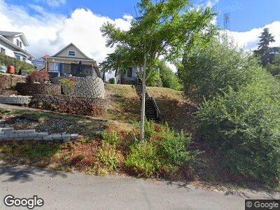 Street view of 902 E 31st St