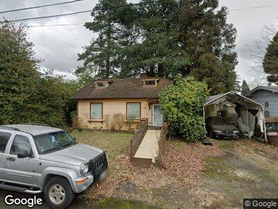 Street view of 5815 Oakes Ave Unit B