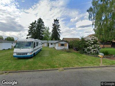 Street view of 927 6th Ave SW