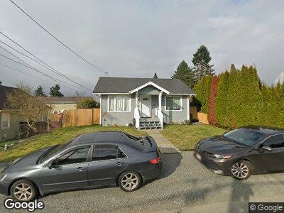 Street view of 2209 Monroe Ave Unit B