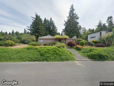 Street view of 856 Sprague St
