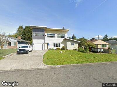 Street view of 911 E 51st St