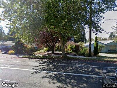 Street view of 16739 5th Ave NE Unit B