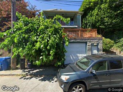 Street view of 419 Dewey Pl E