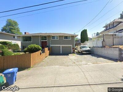 Street view of 3207 S Graham St