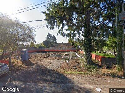 Street view of 909 NE 114th St