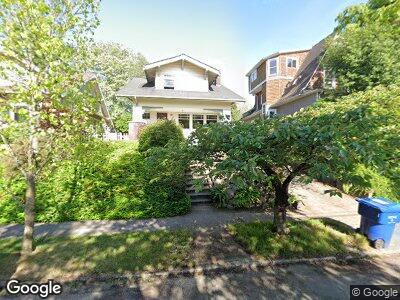 Street view of 914 B 32nd Ave