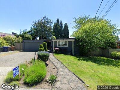 Street view of 1378 N Hawthorne St